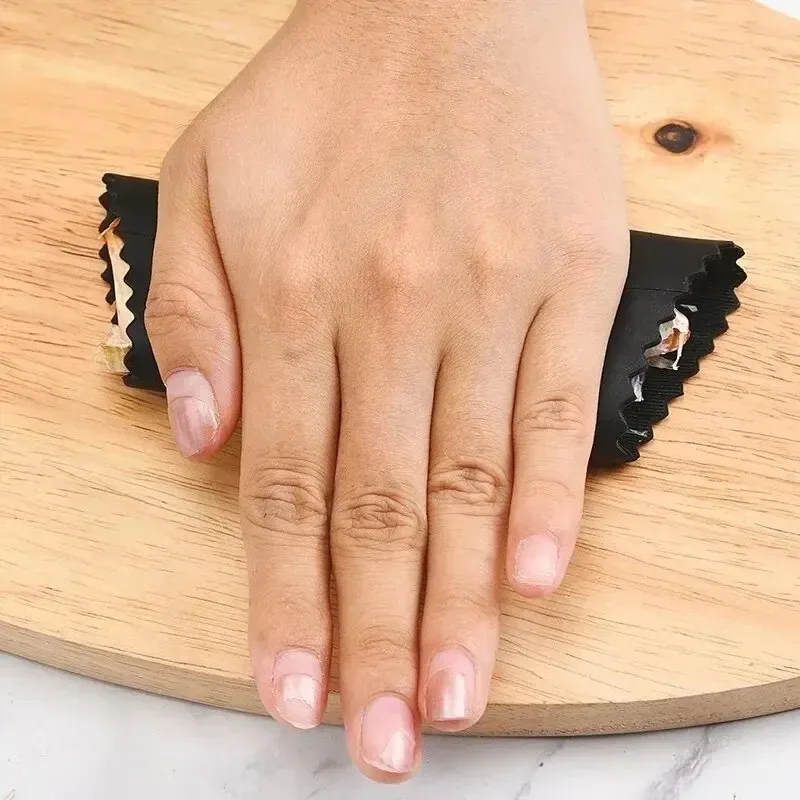 Garlic Stripper Tube Peeling G - Kitchen Gadgets Youtube ulasan dan harga